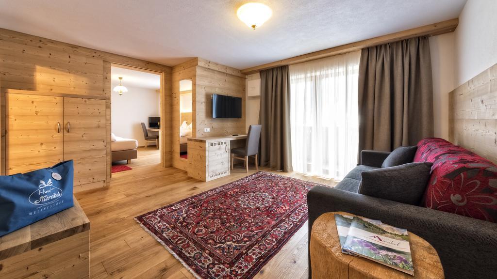 סן ויג'יליו די מרבה Hotel Mirabel מראה חיצוני תמונה