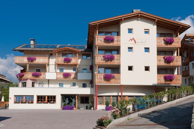 סן ויג'יליו די מרבה Hotel Mirabel מראה חיצוני תמונה
